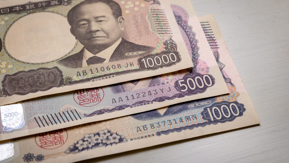新一万円札・新五千円札・新千円札(総額のイメージ)